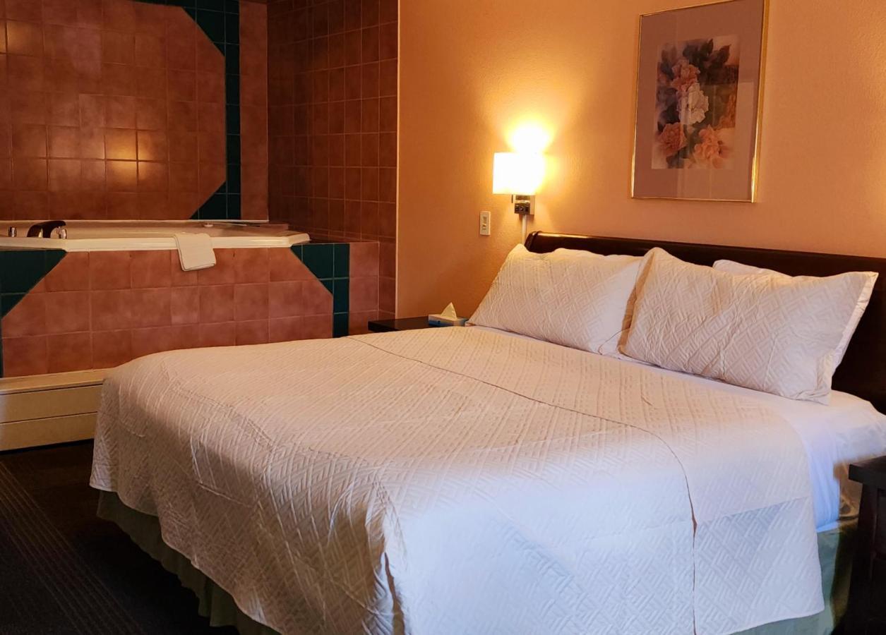 Silver Saddle Motel Manitou Springs Bagian luar foto