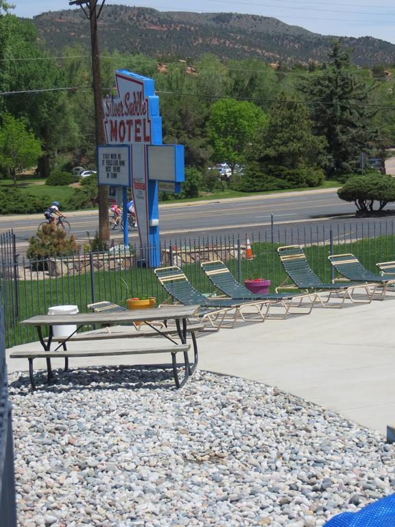 Silver Saddle Motel Manitou Springs Bagian luar foto