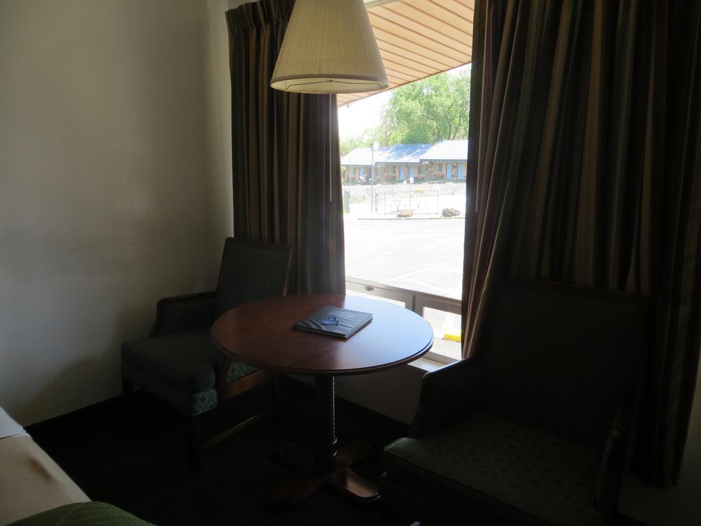 Silver Saddle Motel Manitou Springs Bagian luar foto