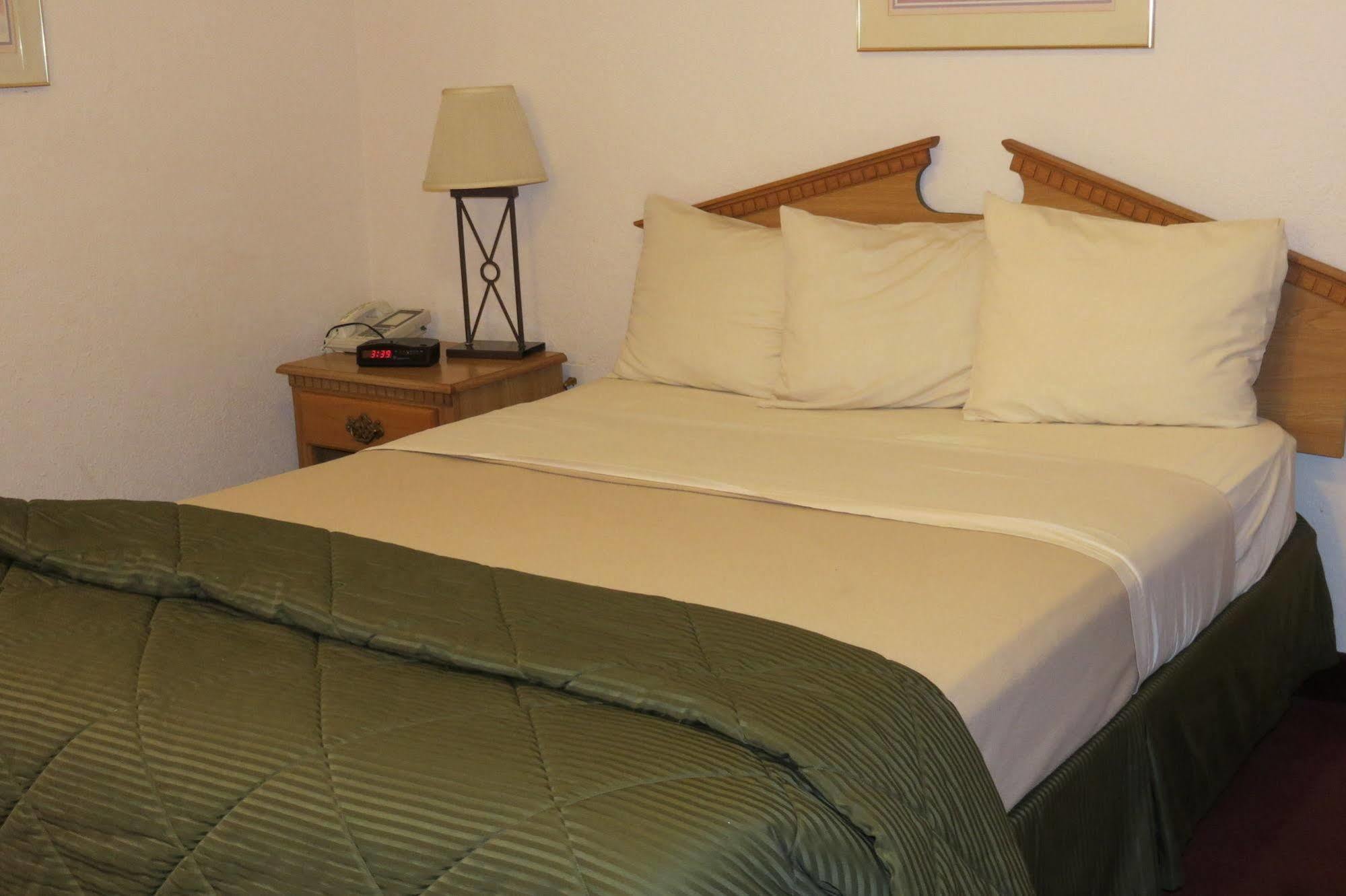 Silver Saddle Motel Manitou Springs Bagian luar foto